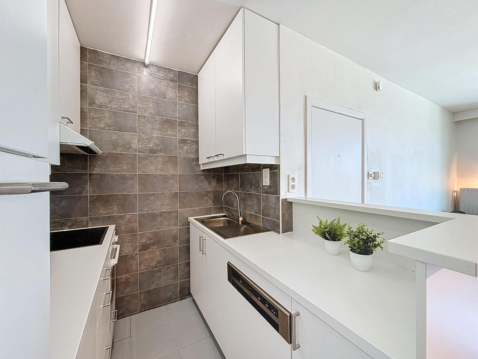 Flat Blightbankhelling * Coxyde