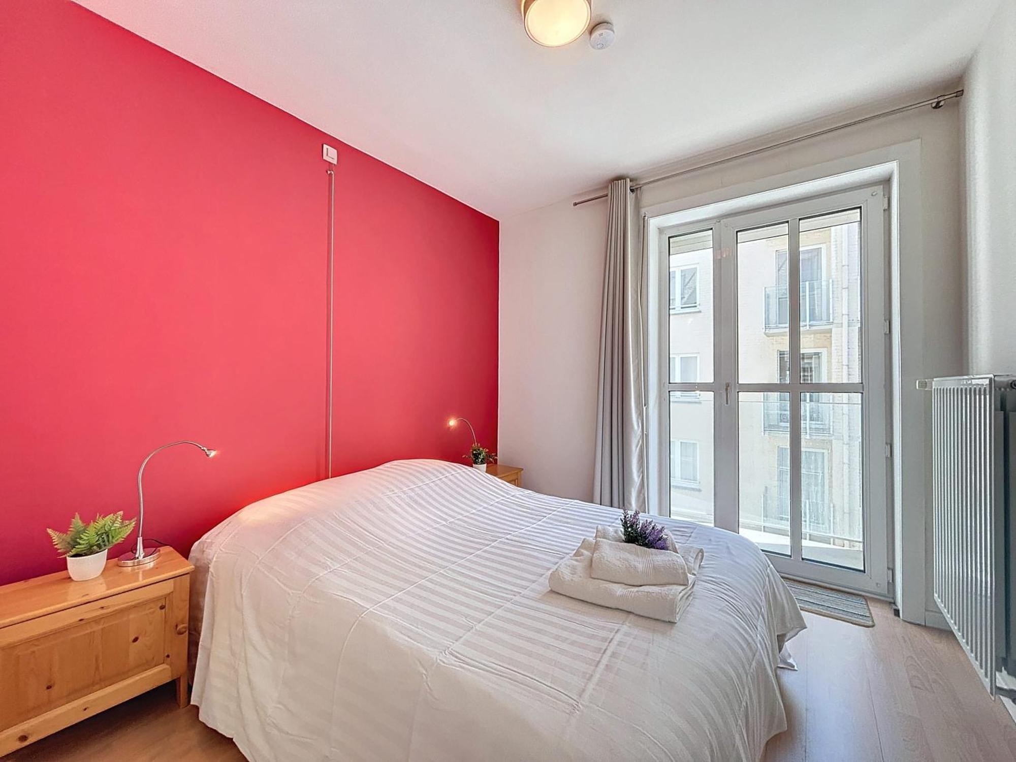 Flat Blightbankhelling * Coxyde
